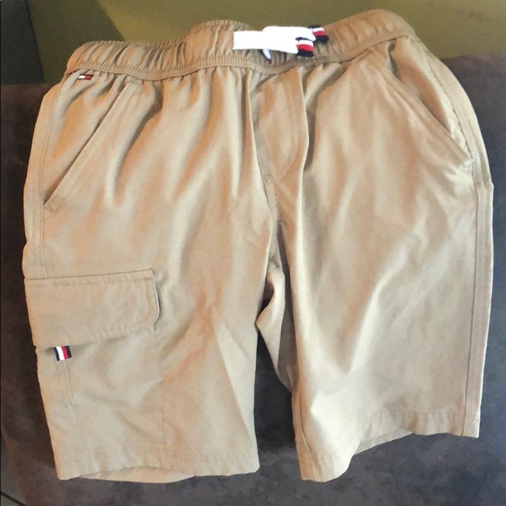 Tommy Hilfiger Pull-on Khaki Shorts Size 10
